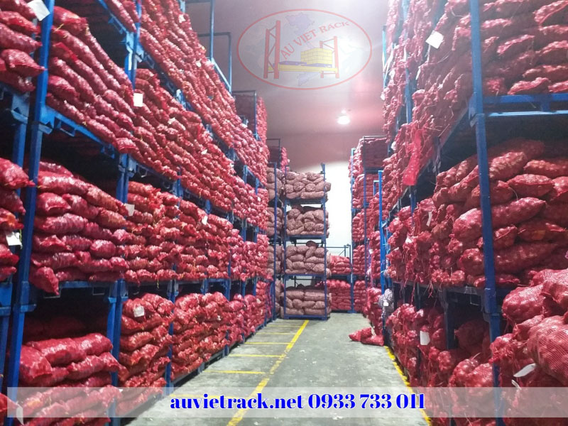 pallet xếp chồng